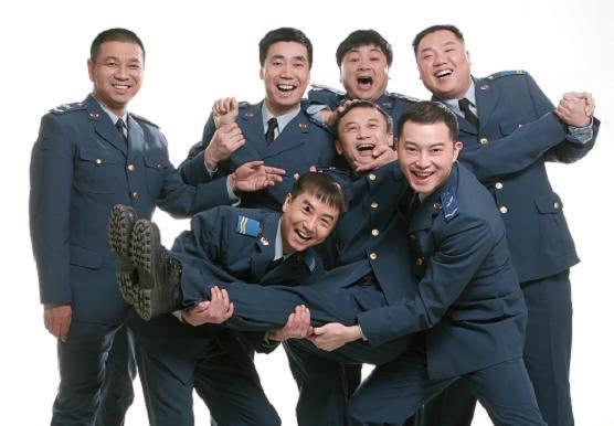 炊事班娱乐吃瓜酱,揭秘军营中的欢乐时光